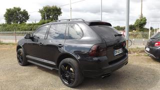 Porsche Cayenne  - photo 2