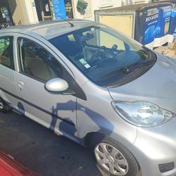 Peugeot 107 Trendy 1.0e 12V 68ch BLUE LION La Baule-Escoublac