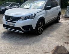Peugeot 5008 Val-Couesnon