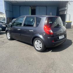 Renault Scenic 2 Latitude 1.9 dCi 130 Carquefou