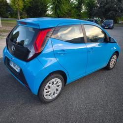 Toyota Aygo x 1.0 VVT-i occasion - Conlie - photo 3/12