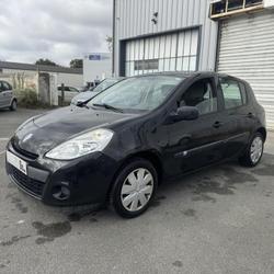 Renault Clio 3 Authentique dCi 70 eco2 Les Ponts-de-C&eacute;