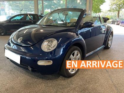 Volkswagen New Beetle cabriolet -  2.0 115CH - 8 995 €