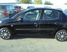 Peugeot 206 Saint-Léger-de-Montbrillais