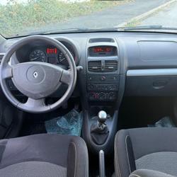Renault Clio Campus 2 Authentique 1.2 60 GPL eco2 Les Ponts-de-C&eacute;