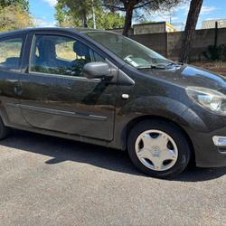 Renault Twingo 2 Intens 1.2 LEV 16v 75 eco2 Saint-Nazaire