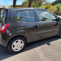 Renault Twingo 2 Intens 1.2 LEV 16v 75 eco2 Saint-Nazaire