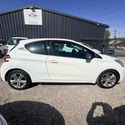 Peugeot 208 Allure 1.6 VTi 120ch BVM5 Lanester