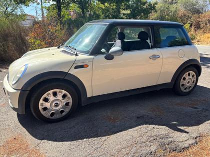 Mini Mini - One Pack  1.6i - 90 - 3 490 €