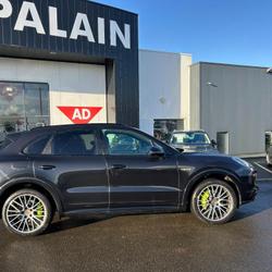 Porsche Cayenne E-Hybrid 3.0 V6 462 ch Tiptronic BVA Kerfot
