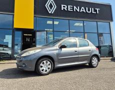 Peugeot 206+ - Trendy  1.4 HDi 70ch BLUE LION - 2 990 €