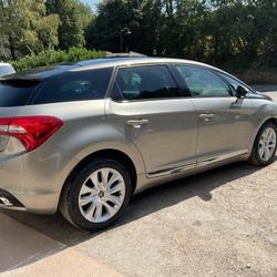 DS DS5 So Chic ETG6 e-HDi 115 Ombr&eacute;e d'Anjou