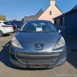 Peugeot 207 Active 1.4 HDi 70ch BLUE LION Quimperl&eacute;
