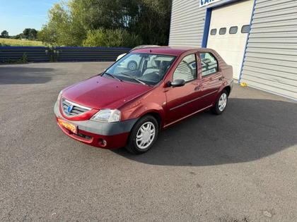 Dacia Logan - 1.6 MPI 90ch LAUREATE 1.6i 90 8v - 2 990 €