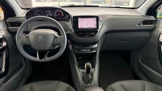 Peugeot 208  - Allure - photo 1