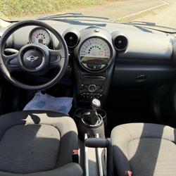 Mini Countryman One D 90 ch Les Ponts-de-C&eacute;