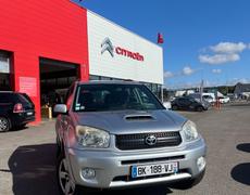 Toyota RAV4 Saint-Gildas-des-Bois