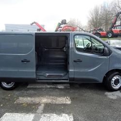 Renault Trafic ADVANCE FG BLUE DCI 150 L1H1 3T AUTO Laval