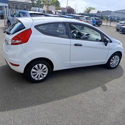 Ford Fiesta Trend 1.4 TDCi 70 FAP Les Sorini&egrave;res
