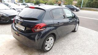 Peugeot 208  - Signature - photo 3