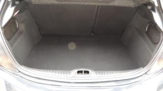 Peugeot 208  - Signature - photo 4