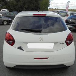 Peugeot 208 Active 1.4 HDi 68ch BVM5 Saint-L&eacute;ger-de-Montbrillais