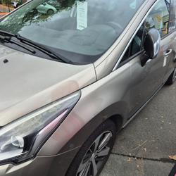 Peugeot 3008 1.6 BlueHDi 120ch S&amp;S EAT6 Sainte-Luce-sur-Loire