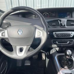 Renault Grand Scenic 3 Initiale 7 pl Sc&eacute;nic dCi 130 Energy FAP eco2 Saint-Berthevin