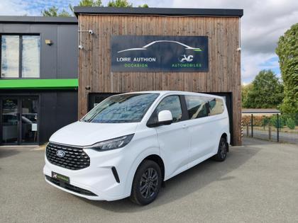 Ford Tourneo Custom - L2 TITANIUM 2.0 ECOBLUE 150 - 32 990 €