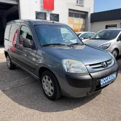 Peugeot Partner Totem 1.4e 75ch Saint-Herblain