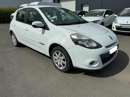 Renault Clio 3 - Expression Clim  dCi 90 eco2 - 5 490 €