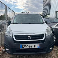 Fourgon Peugeot BLUEHDI 75CH PEMIUM PACK 1.6 BLUEHDI 75CH PEMIUM PACK Val-Couesnon