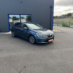 Renault Megane 4 Techno Blue dCi 115 EDC Saint-James