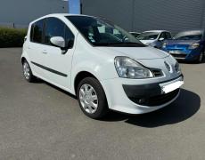 Renault Grand Modus - Expression  1.2 16V 75 eco2 - 4 490 €