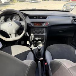 Citroen C3 Attraction HDi 70 Ch&acirc;teaugiron