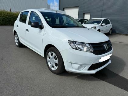 Dacia Sandero - Lauréate  1.5 dCi 75 FAP - 7 990 €