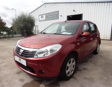 Dacia Sandero - Lauréate  1.5 dCi 90 FAP - 8 990 €