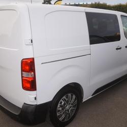 Opel Vivaro fourgon CA FIXE TAILLE M BLUEHDI 145 S&amp;S BVM6 occasion - Saint-Hilaire-du-Harcou&euml;t - photo 2/9