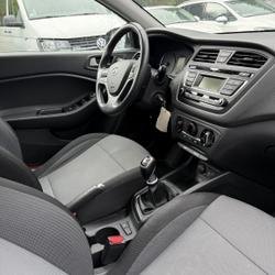 Hyundai i20 Creative 1.4 CRDi 90 occasion - Ch&acirc;teaugiron - photo 3/11