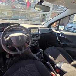 Peugeot 208 Active BlueHDi 100ch S&amp;S BVM5 occasion - Sainte-Gemmes-sur-Loire - photo 3/15