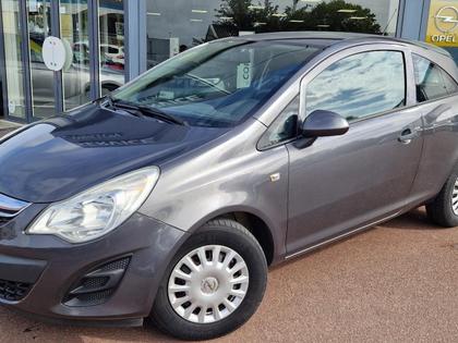 Opel Corsa - Essentia  1.3 CDTI - 75 ch FAP - 6 990 €