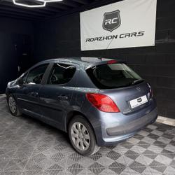 Peugeot 207 Ex&eacute;cutive 1.4e 16v 90ch Ch&acirc;teaugiron