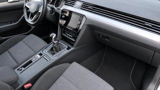 Volkswagen Passat  - Business - photo 2