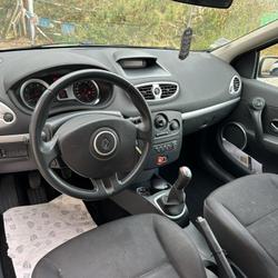 Renault Clio 3 Confort Dynamique 1.4 16V 100 occasion - Duerne - photo 2/16