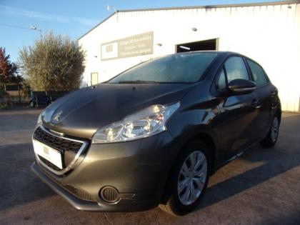Peugeot 208 - Active  1.4 HDi 68ch BVM5 - 8 990 €