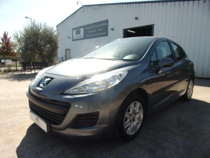 Peugeot 207 - Active  1.4 HDi 70ch BLUE LION - 6 490 €