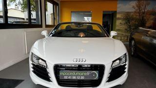 Audi R8 Spyder  - photo 1