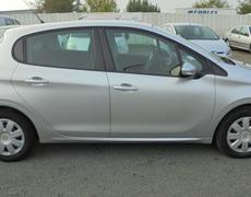 Peugeot 208 Saint-Léger-de-Montbrillais