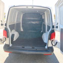 Volkswagen Transporter BUSINESS L1H1 2.0 TDI 150 BVM6 occasion - Onet-le-Ch&acirc;teau - photo 2/7