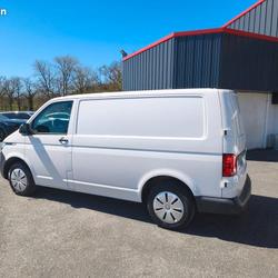 Volkswagen Transporter BUSINESS L1H1 2.0 TDI 150 BVM6 occasion - Onet-le-Ch&acirc;teau - photo 3/7